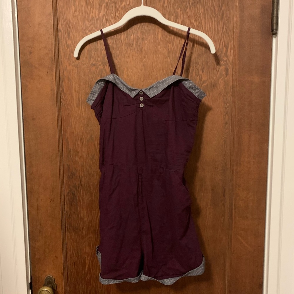 Maroon romper - Picture 2 of 4